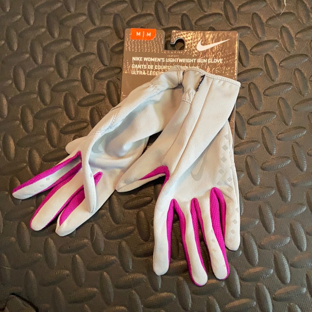 Nike run gloves